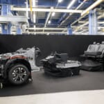 3つの車体モジュールで構成される次世代BEVの技術展示。出典：トヨタ