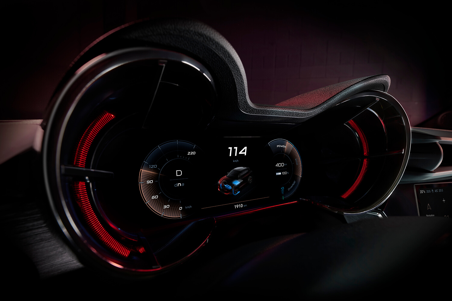 2024年4月4日発表　アルファロメオ・ミラノ　イタリア本国仕様の左ハンドル車　10.25インチのスクリーンを備えたメータークラスター