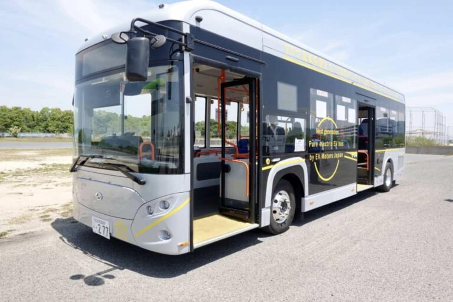 EVモーターズ・ジャパンの大型EV路線バス「F8 series2-City Bus 10.5m」