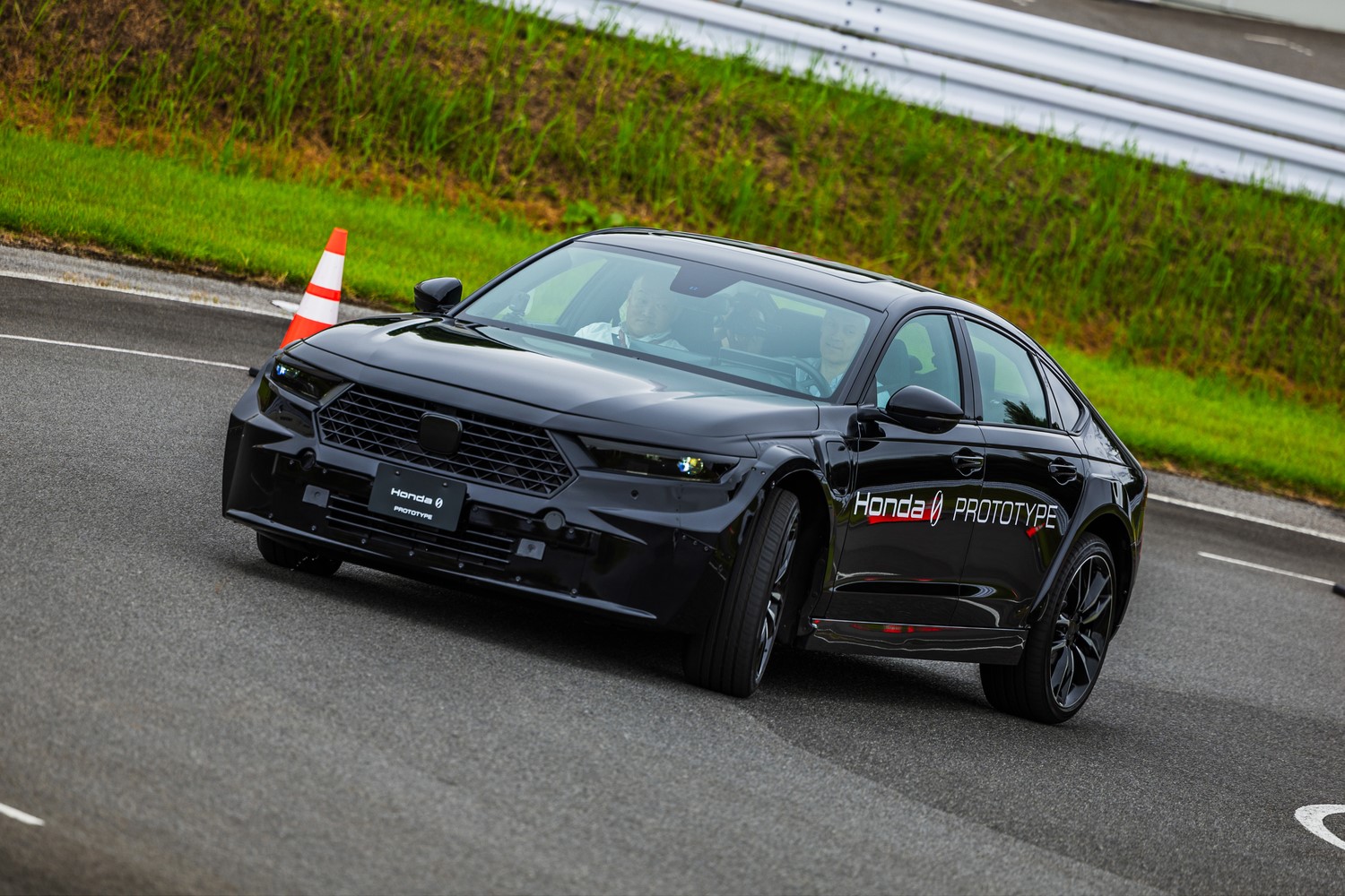 Honda 0シリーズのプロトタイプカー　セダンタイプ