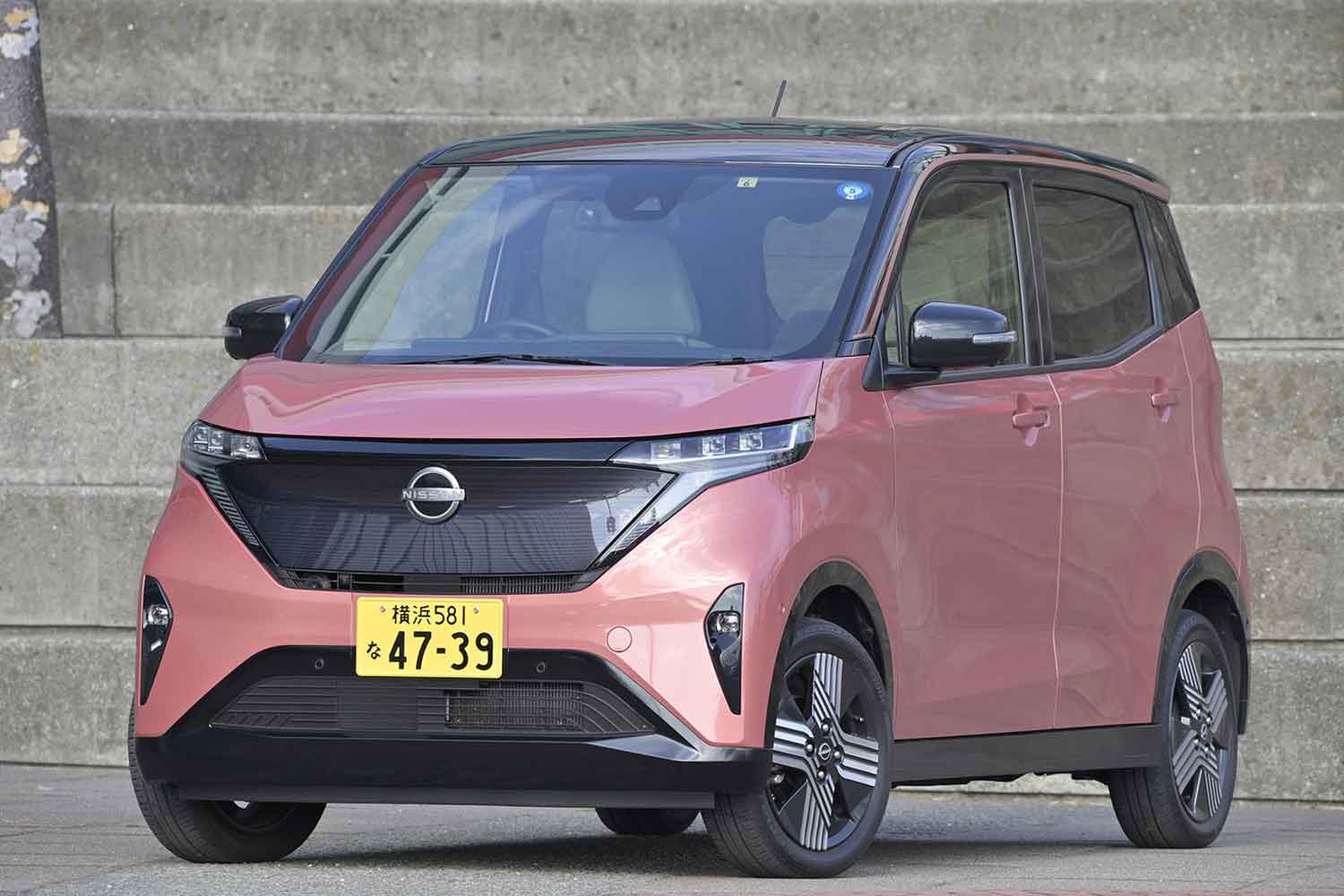 日産サクラ