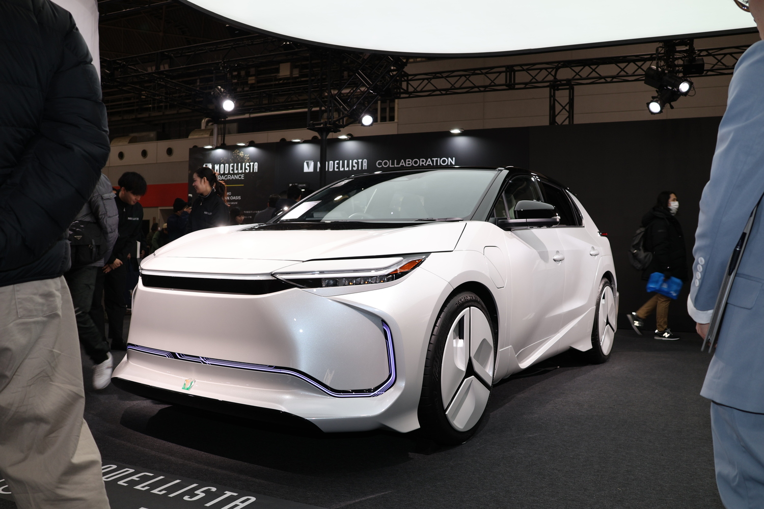 大阪オートメッセ2025のモデリスタブースに展示されたスタディモデルの「コンセプト・ゼロ」　ベース車両はEVのトヨタbz4X