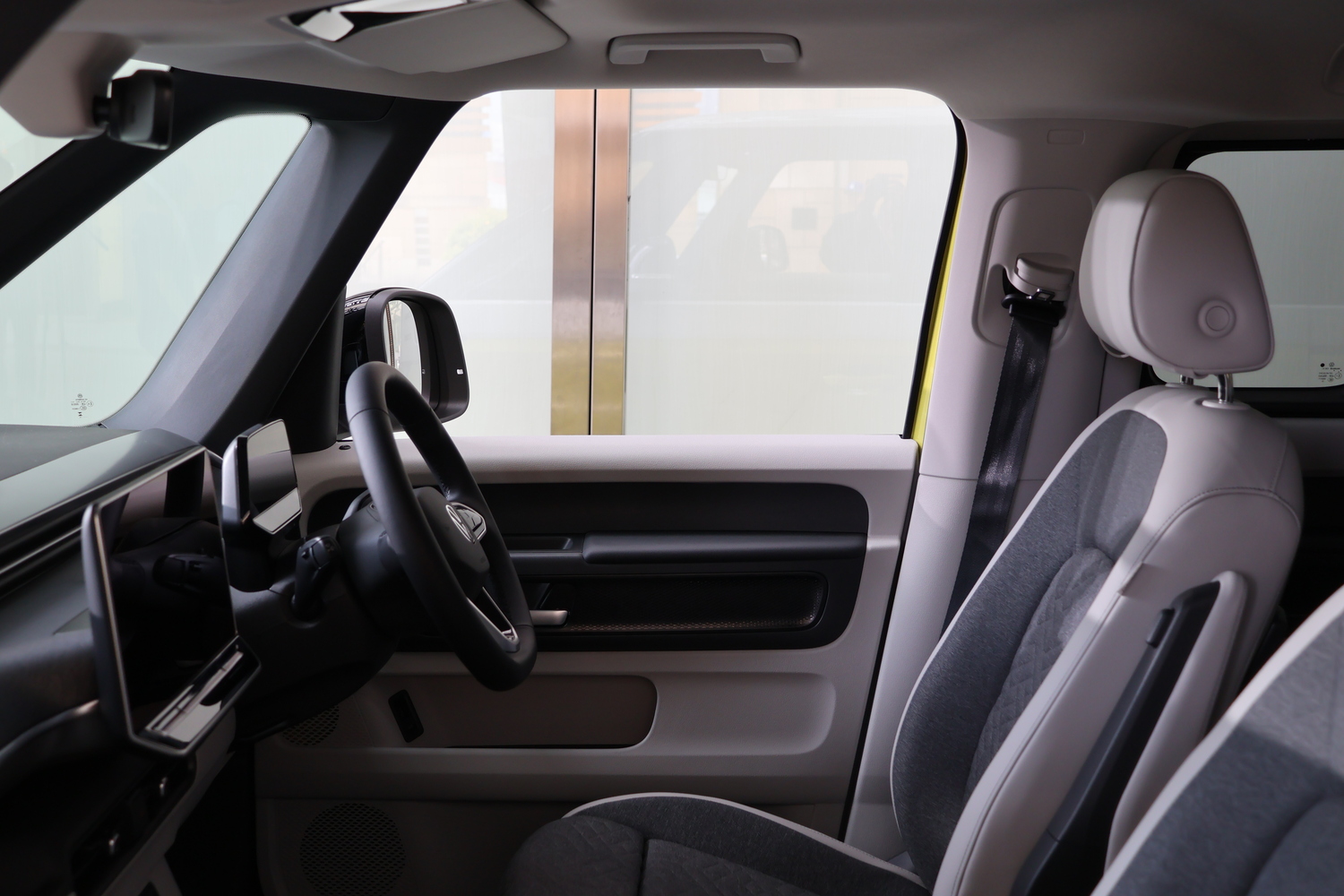 ID.Buzzの運転席周り
