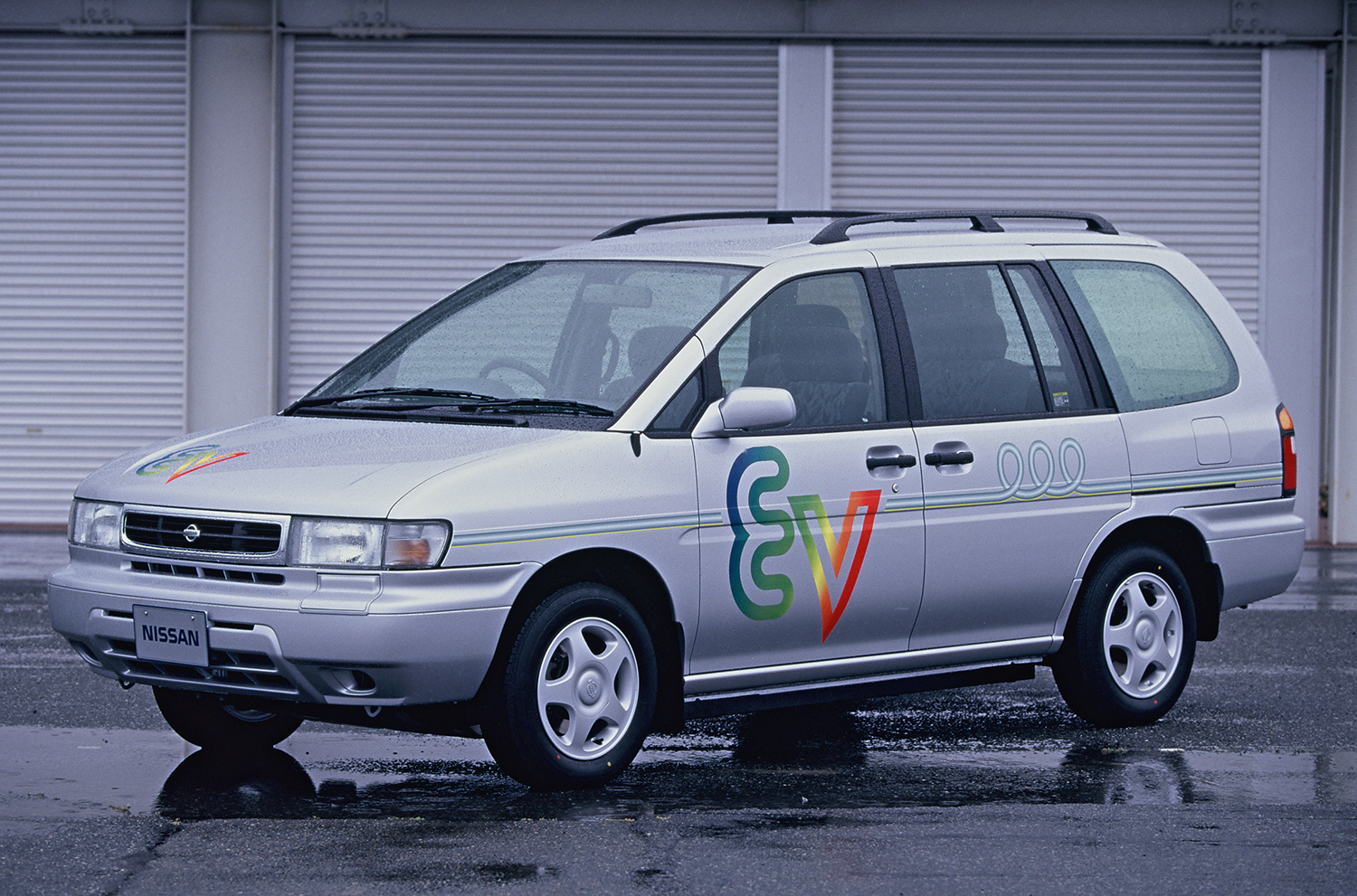 日産プレーリージョイEV