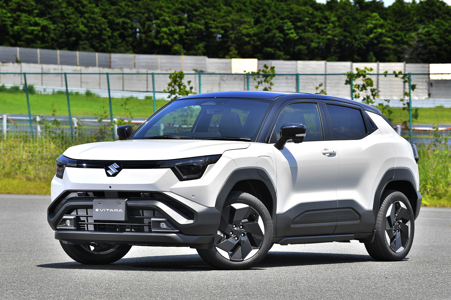 スズキeビターラのフロントスタイリング