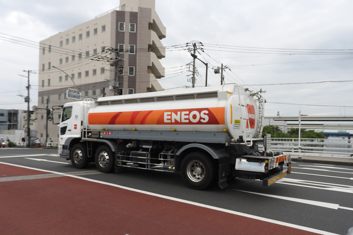 タンクローリーのイメージ