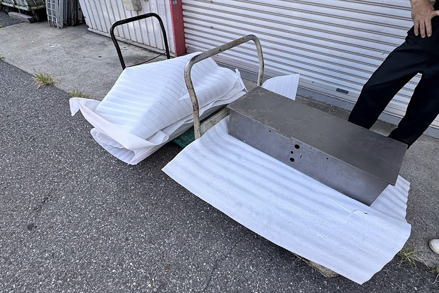 精密板金屋さんから届いたEVコンバート用のパーツ