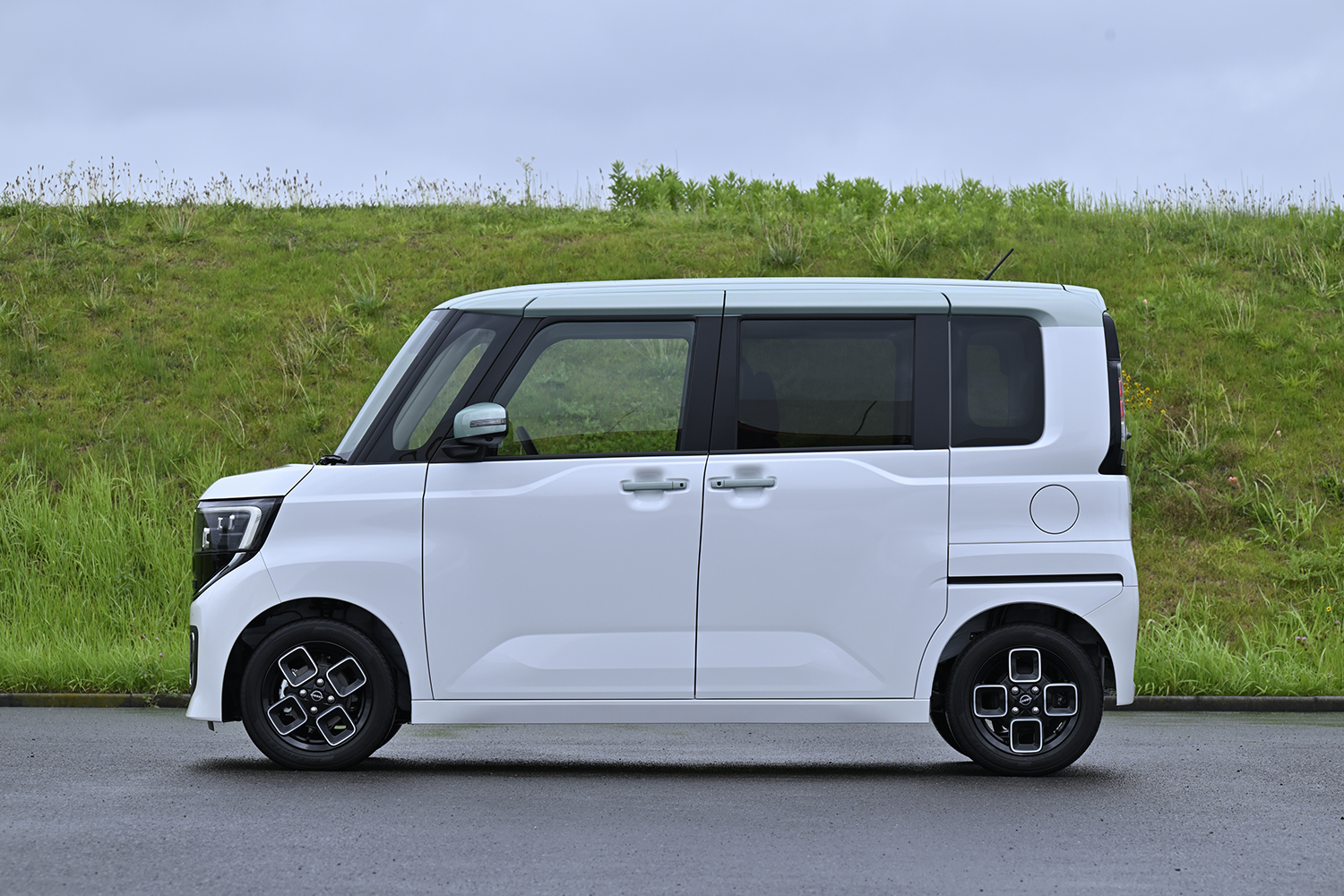 日産新型ルークス