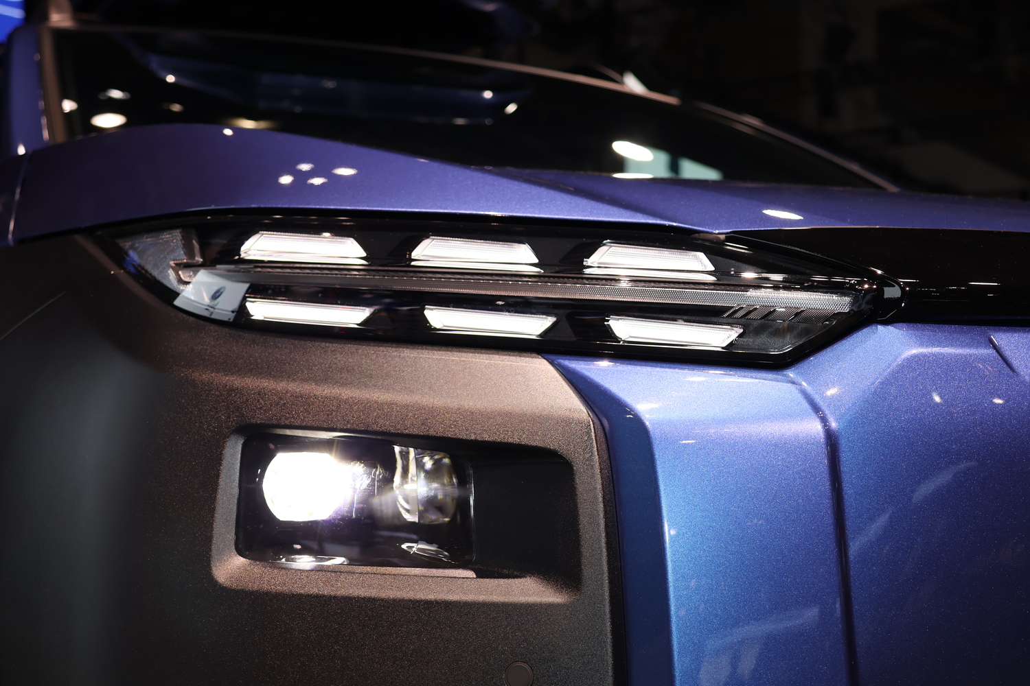 トレイルシーカー・プロトタイプのヘッドライト