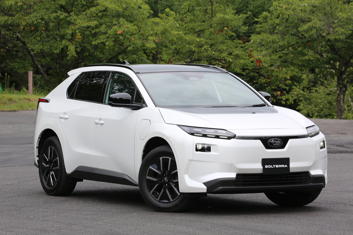 スバル・ソルテラのフロントスタイリング