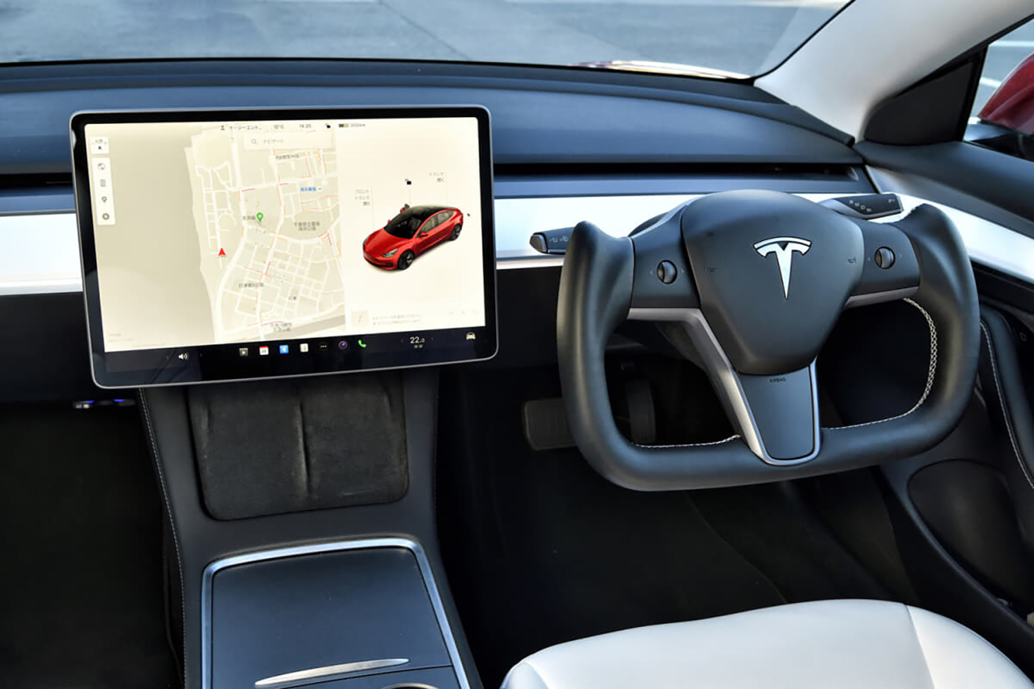 テスラ・モデル3のインパネ