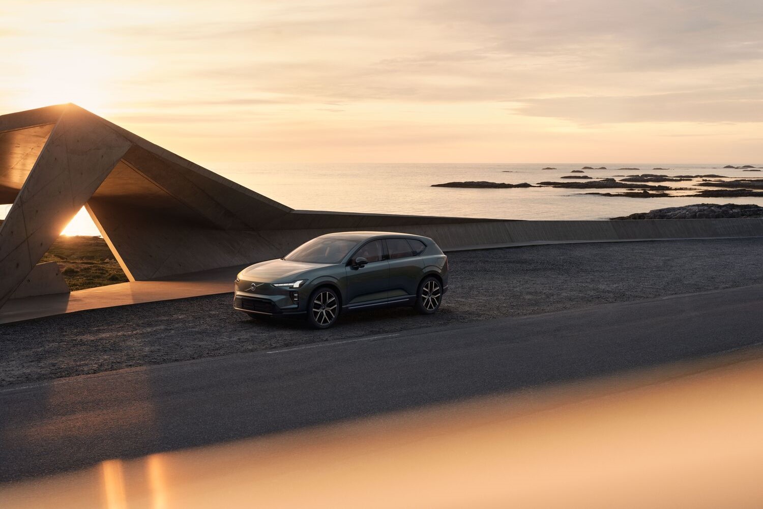 ボルボEX60の走行イメージ