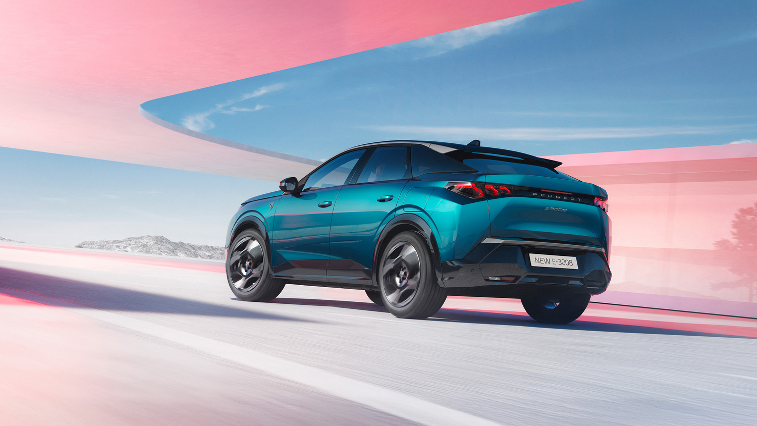 プジョーE-3008のリヤスタイル