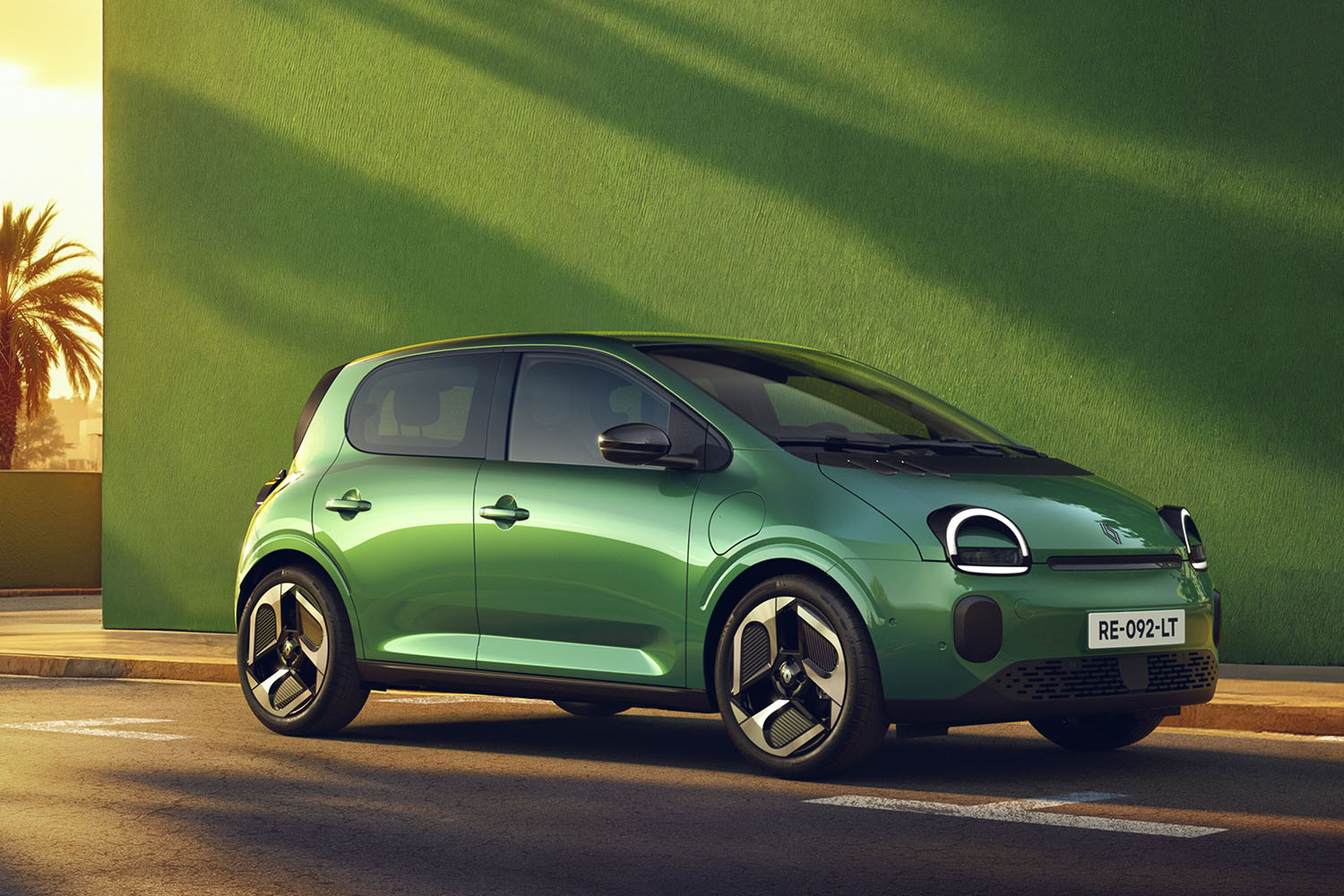 ルノー・トゥインゴE−Techエレクトリックのフロントスタイリング