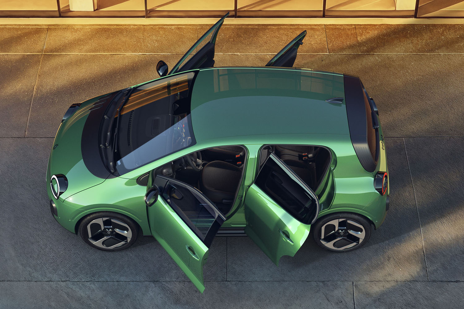 ルノー・トゥインゴE−Techエレクトリックの俯瞰