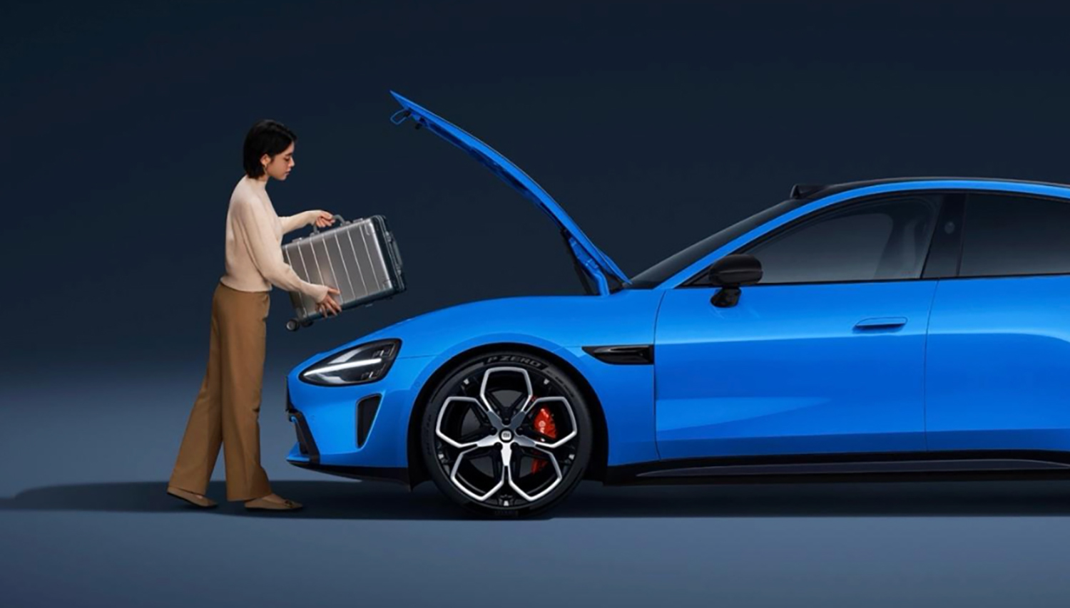 シャオミ SU7のトランク