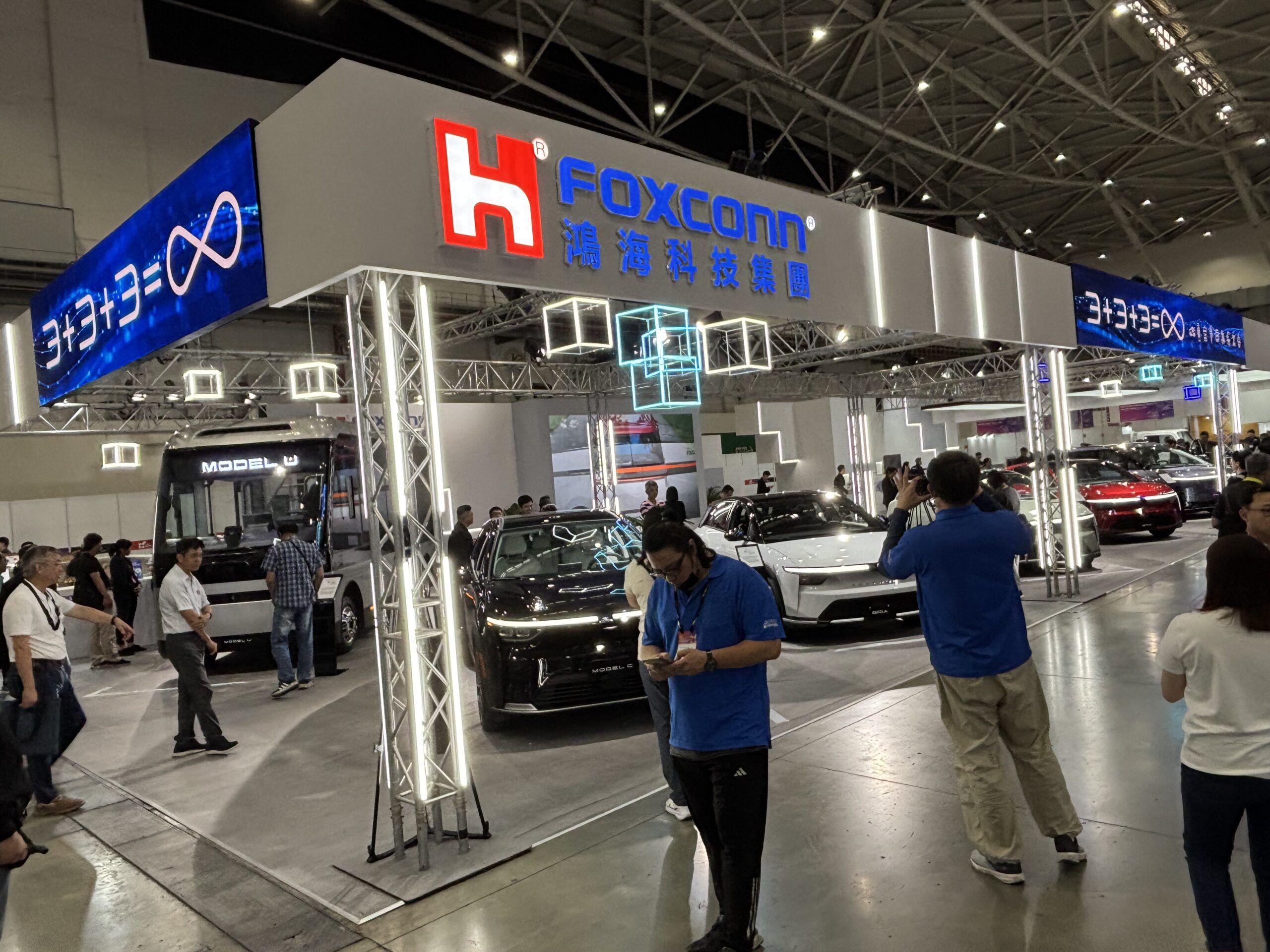 「TAIPEI AMPA・E-Mobility Taiwan」の鴻海ブース