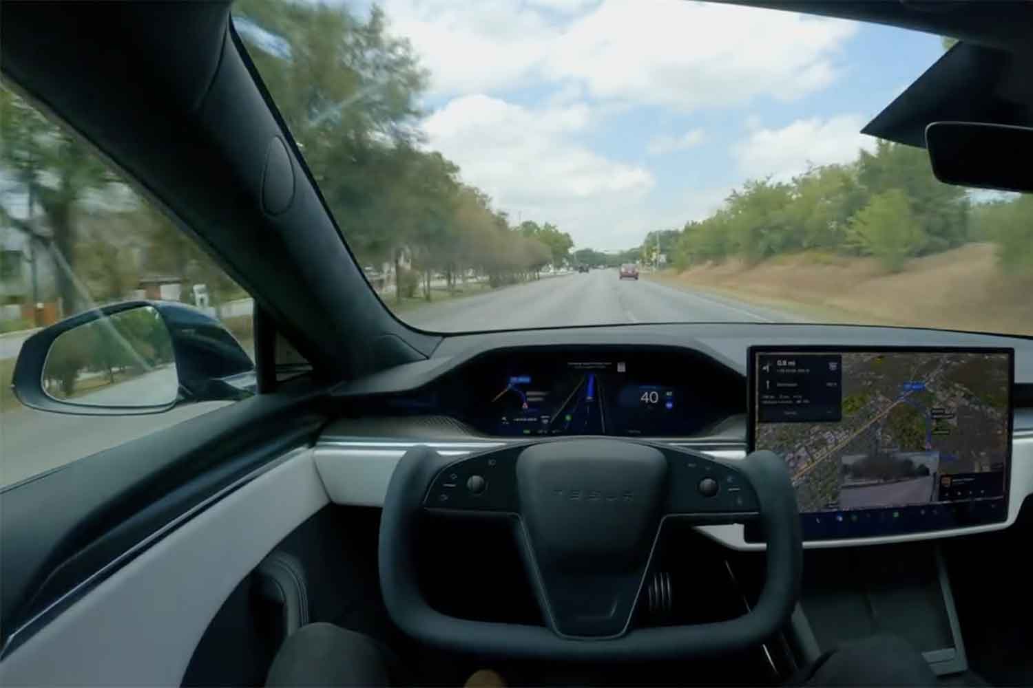 米国で利用可能なテスラFSD