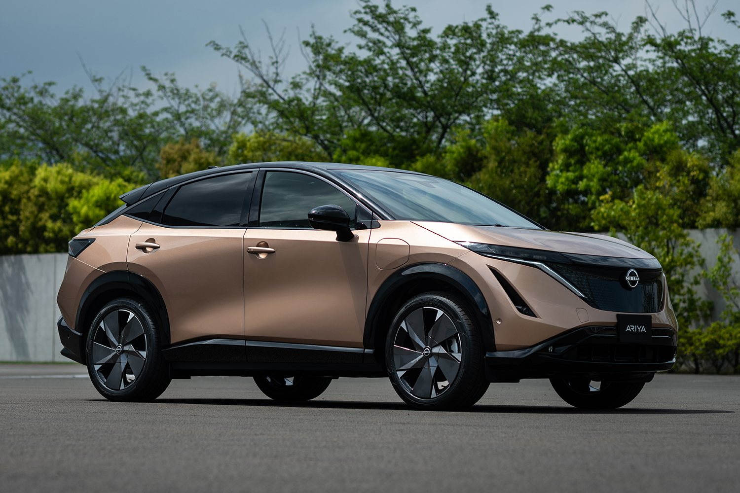 日産アリアのフロントスタイリング