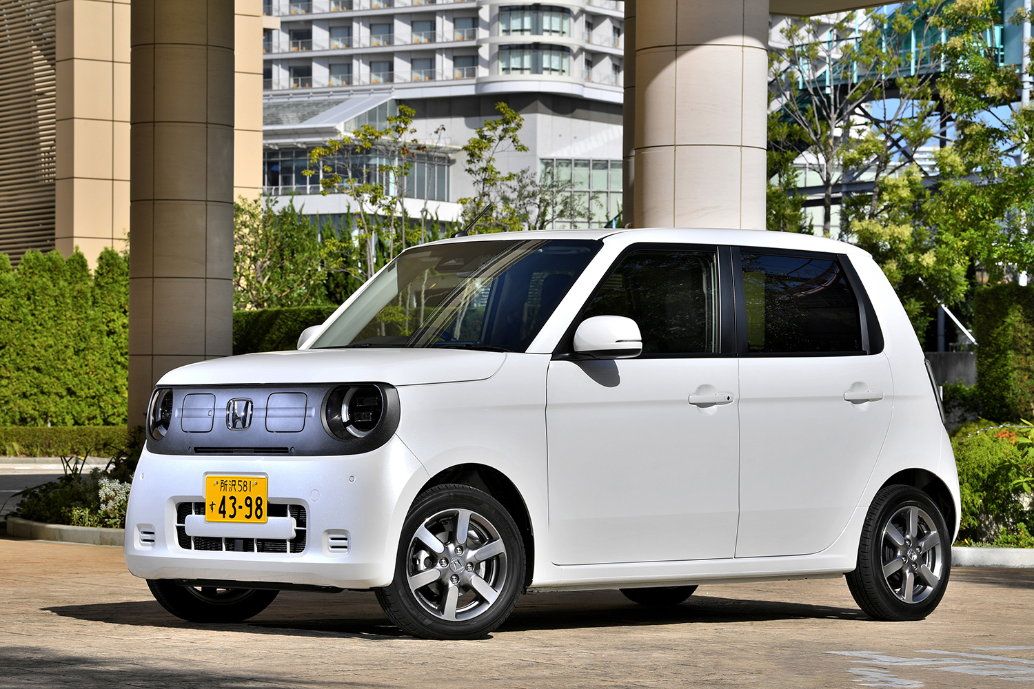 ホンダN-ONE eのフロントスタイリング