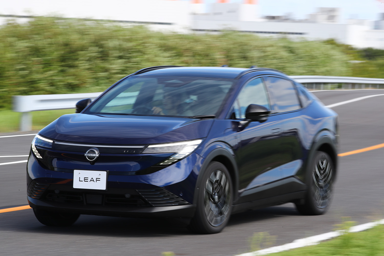 日産リーフ