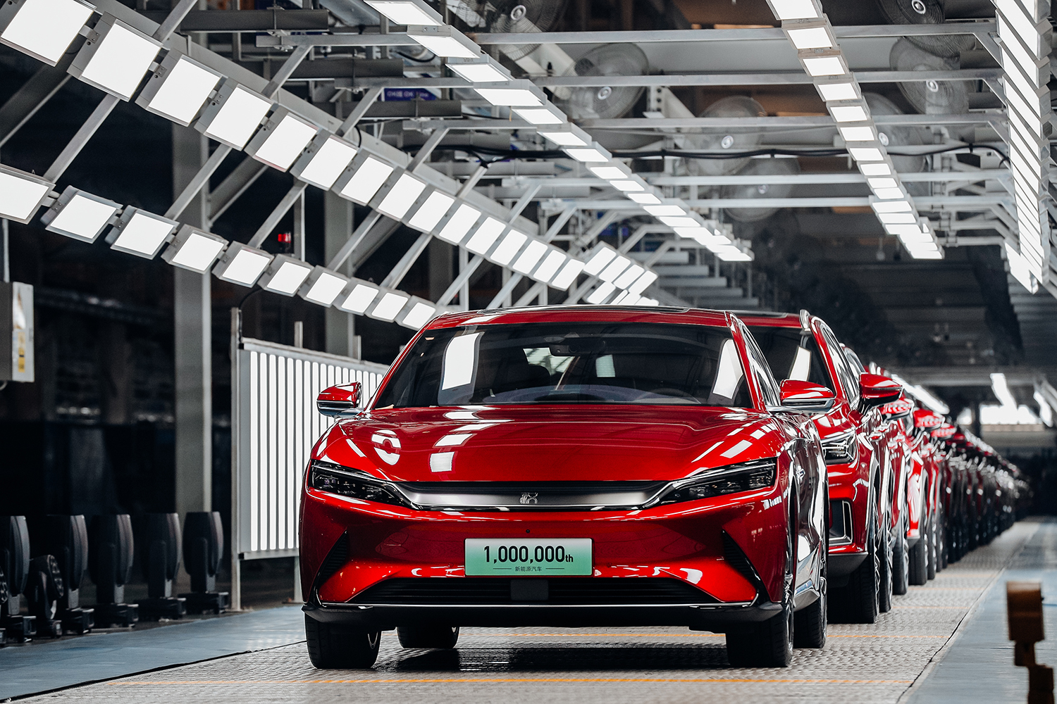 BYDの工場から出荷される車両