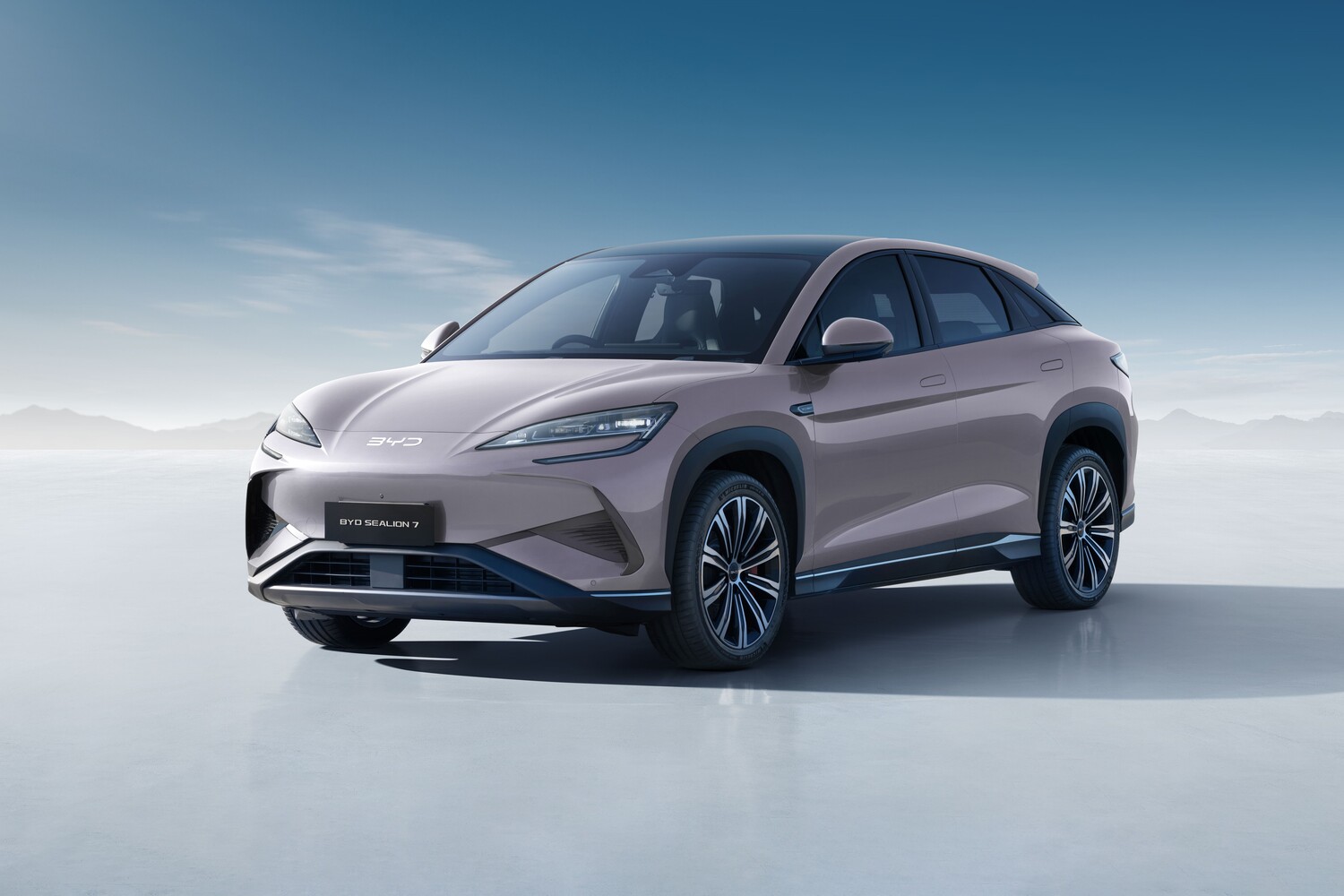 BYD シーライオン7初の国内特別限定車「BYD SEALION 7 Limited」