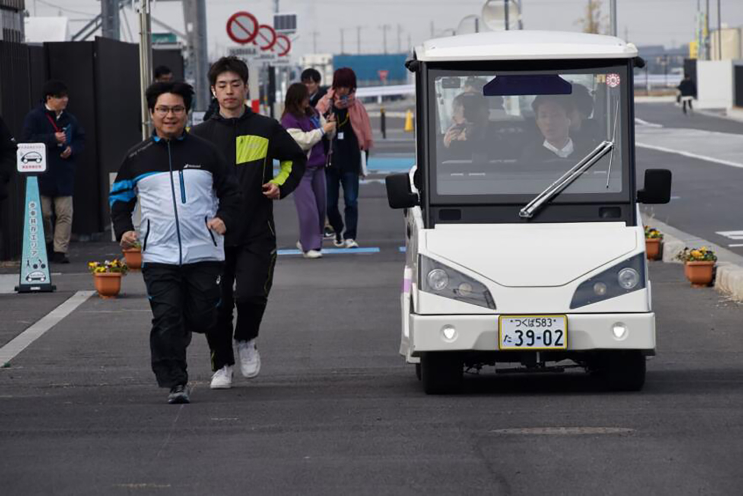 小型モビリティの実証実験