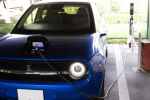 バック駐車でも楽々届きます