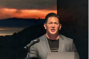 サイバーキャブお披露目の意義を語るTESLA JAPAN 橋本社長