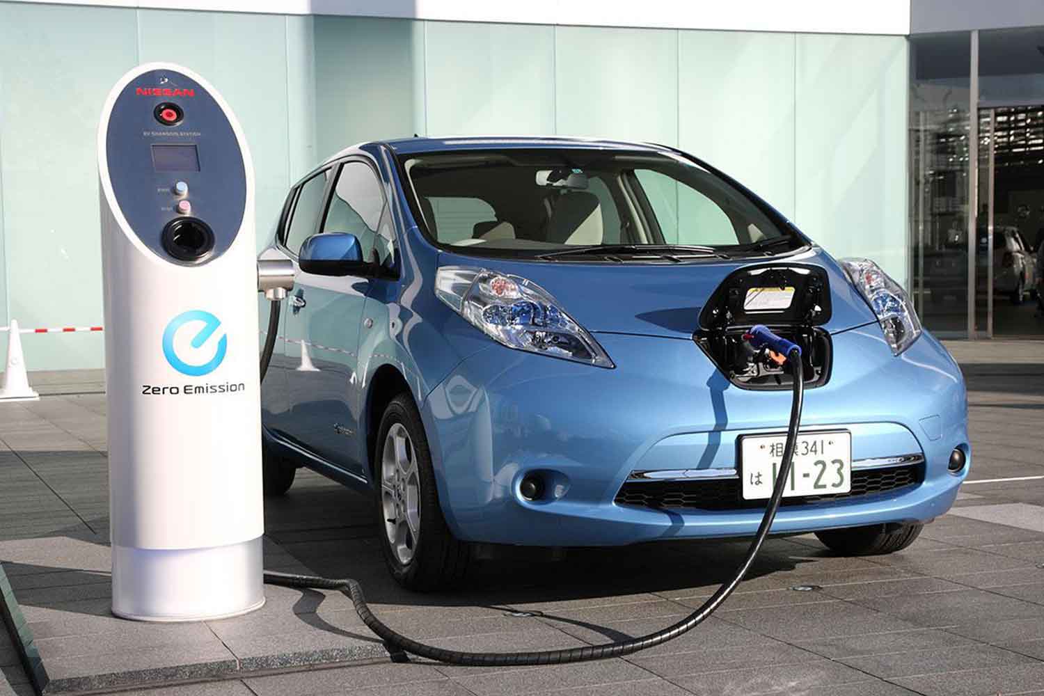 日産リーフ(初代)